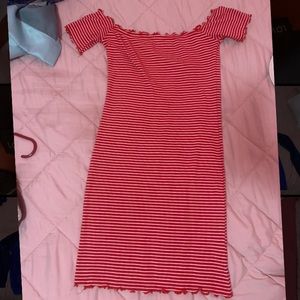 Off the shoulder pretty red strip dress